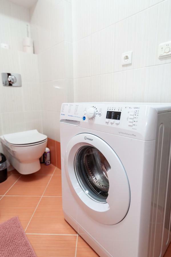 Vila Helena - Apartman Helena 15 Apartment รูชอมแบรอค ภายนอก รูปภาพ